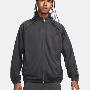 Nike dri fit sweater